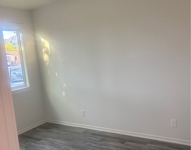 14674 Rex Street - Photo Thumbnail 5