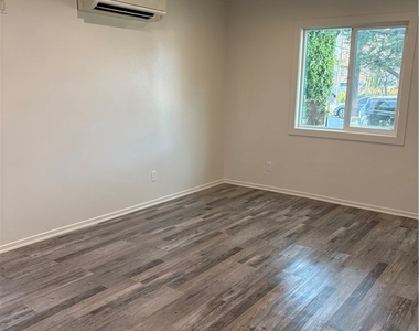 14674 Rex Street - Photo Thumbnail 3