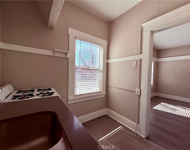 406 Linden Avenue - Photo Thumbnail 5