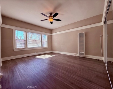 406 Linden Avenue - Photo Thumbnail 1