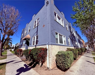 406 Linden Avenue - Photo Thumbnail 9