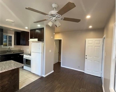 590 W 3rd Street - Photo Thumbnail 2