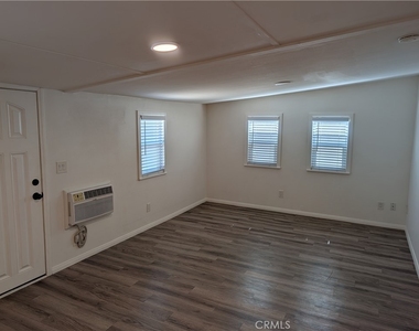 10141 Cook Avenue - Photo Thumbnail 3