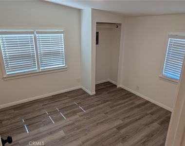 10141 Cook Avenue - Photo Thumbnail 4