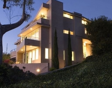 326 Loma Terrace - Photo Thumbnail 1