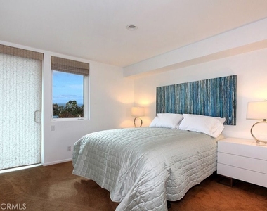 326 Loma Terrace - Photo Thumbnail 11