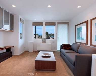 326 Loma Terrace - Photo Thumbnail 6
