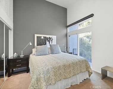 326 Loma Terrace - Photo Thumbnail 24