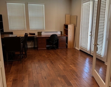 11743 Randolph Court - Photo Thumbnail 6