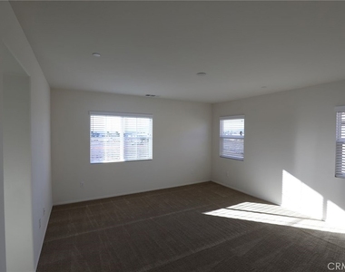 2119 Lavender - Photo Thumbnail 12