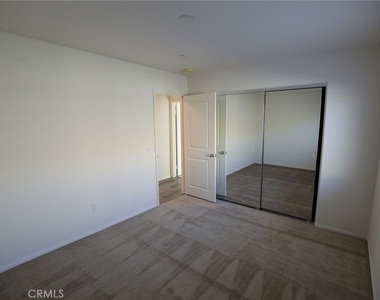 2119 Lavender - Photo Thumbnail 15