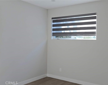 319 S Serrano - Photo Thumbnail 3