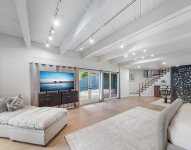 9305 Beverly Crest Drive - Photo Thumbnail 45