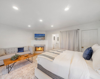 9305 Beverly Crest Drive - Photo Thumbnail 27