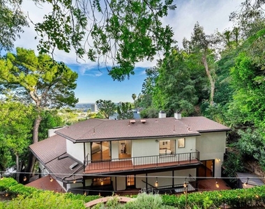 9305 Beverly Crest Drive - Photo Thumbnail 60