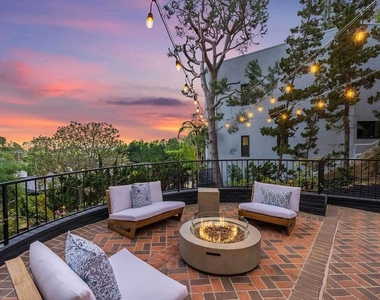 9305 Beverly Crest Drive - Photo Thumbnail 62