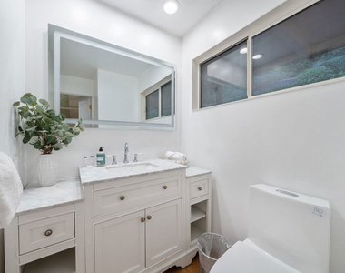 9305 Beverly Crest Drive - Photo Thumbnail 49