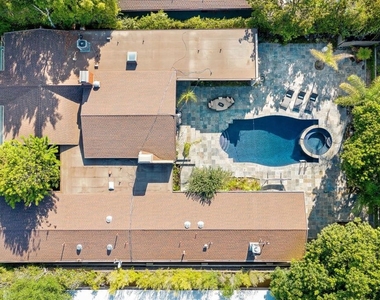 11508 Thurston Circle - Photo Thumbnail 39