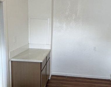 5042 Ferndale Street - Photo Thumbnail 19