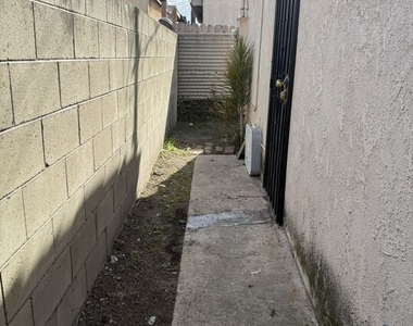 5042 Ferndale Street - Photo Thumbnail 25