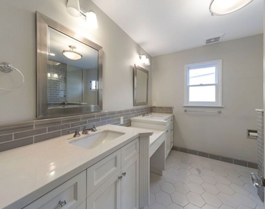1349 Meadowbrook Avenue - Photo Thumbnail 11