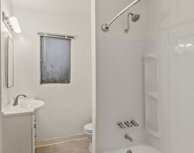 11660 Chenault Street - Photo Thumbnail 16