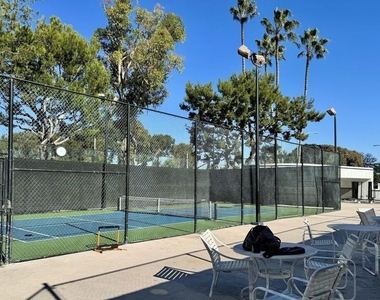 4316 Marina City Drive - Photo Thumbnail 36