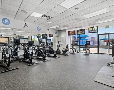4316 Marina City Drive - Photo Thumbnail 23