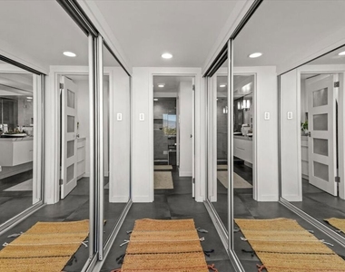 4316 Marina City Drive - Photo Thumbnail 12