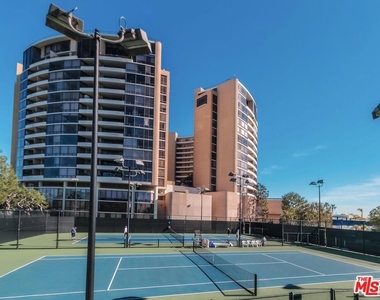 4316 Marina City Drive - Photo Thumbnail 31