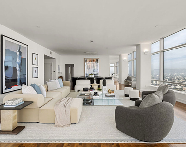 900 W Olympic Boulevard - Photo Thumbnail 11