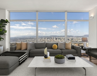 900 W Olympic Boulevard - Photo Thumbnail 21