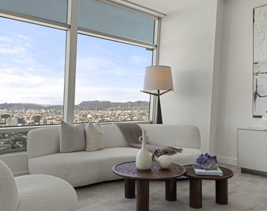 900 W Olympic Boulevard - Photo Thumbnail 29