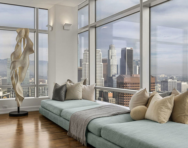 900 W Olympic Boulevard - Photo Thumbnail 8