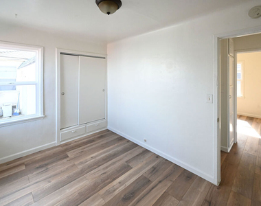4430 W 134th Street - Photo Thumbnail 7