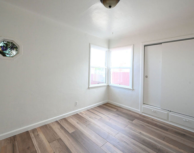 4430 W 134th Street - Photo Thumbnail 8