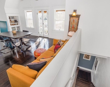 1315 1/2 Kellam Avenue - Photo Thumbnail 2