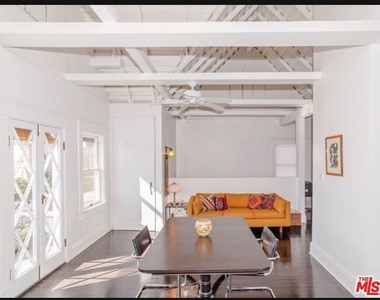 1315 1/2 Kellam Avenue - Photo Thumbnail 4