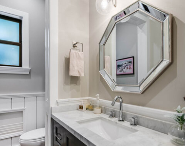 4268 Colbath Avenue - Photo Thumbnail 19