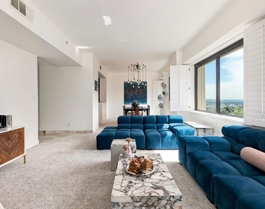 10520 Wilshire Boulevard - Photo Thumbnail 7