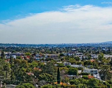 10520 Wilshire Boulevard - Photo Thumbnail 13