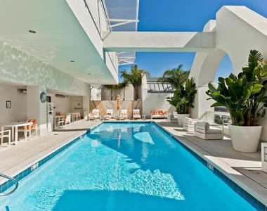 10520 Wilshire Boulevard - Photo Thumbnail 34