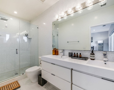 7191 Pacific View Drive - Photo Thumbnail 9