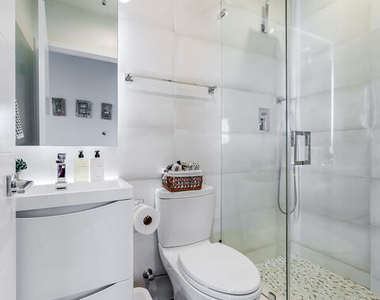 7191 Pacific View Drive - Photo Thumbnail 13