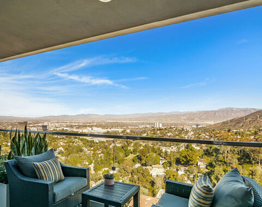 7191 Pacific View Drive - Photo Thumbnail 15