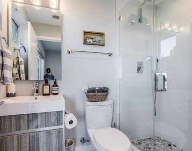 7191 Pacific View Drive - Photo Thumbnail 21