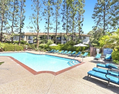 12560 Carmel Creek Rd - Photo Thumbnail 9
