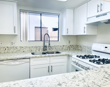 69603 Heather Way - Photo Thumbnail 4