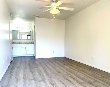 69603 Heather Way - Photo Thumbnail 15