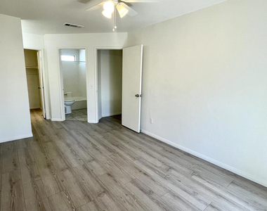 69603 Heather Way - Photo Thumbnail 21